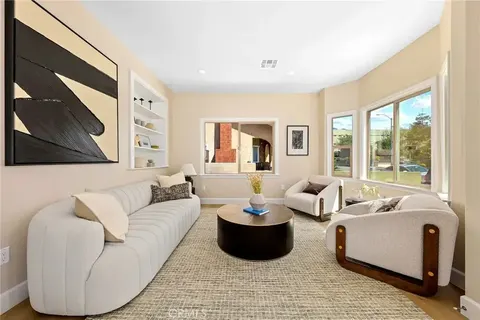 Phyllis Cheng, real estate agent in Pasadena