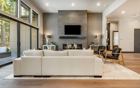 Waymon Hobdy, real estate agent in Downey