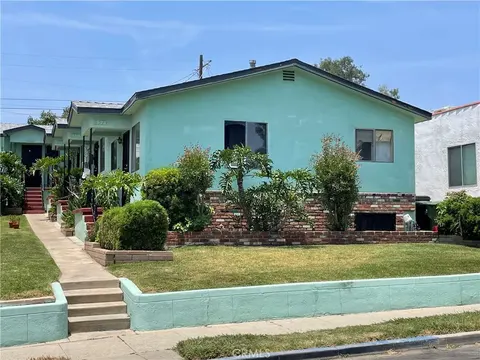 Shridevi Vanaki, real estate agent in Los Angeles