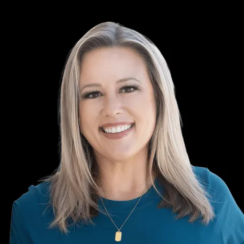 Dana Borrelli, real estate agent in Canyon Country