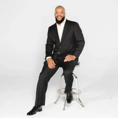Michael Williams, real estate agent in Los Angeles