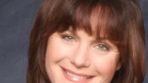 Daina Burness, real estate agent in Burbank