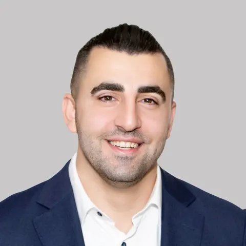 Tigran Bakalyan, real estate agent in Desert Hot Springs