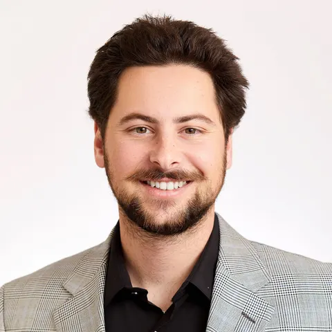 Dante Putrino, real estate agent in Burbank