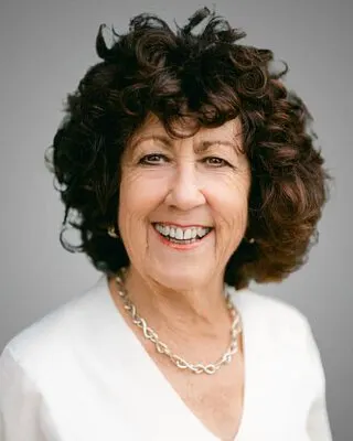 Adriana Donofrio, real estate agent in Claremont