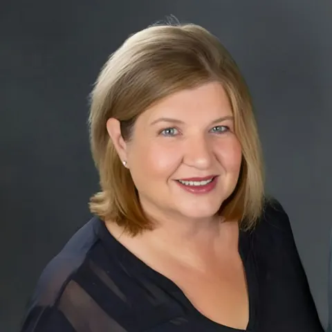Elloise Warner, real estate agent in Glendora