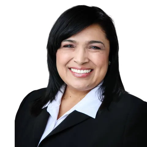 Patricia Rios, real estate agent in Los Angeles