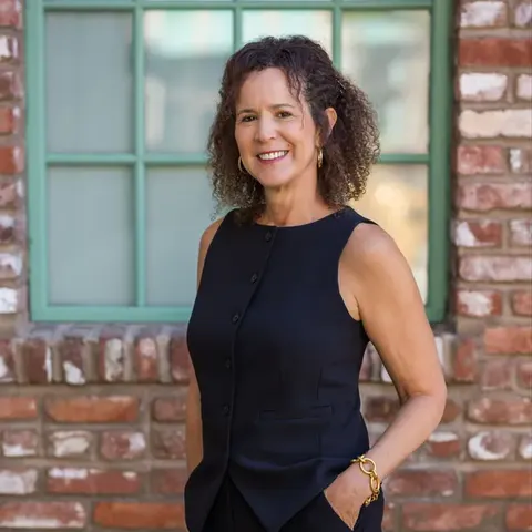 Kimberley Curley, real estate agent in Glendora