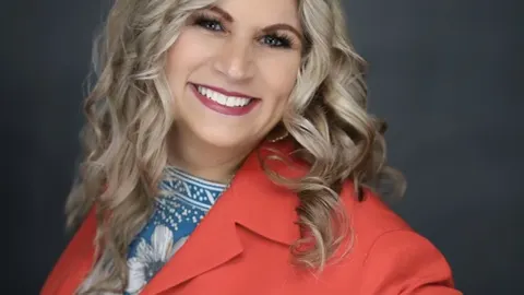 Judith Fig, real estate agent in Victorville