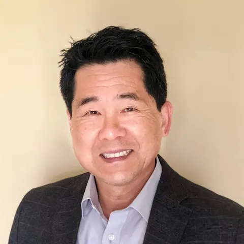 Jason Hong, real estate agent in Upland