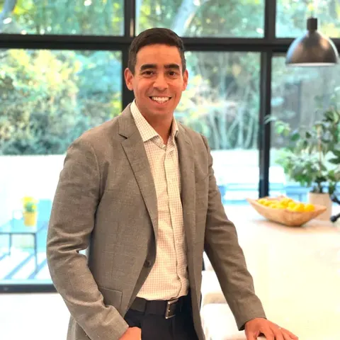 Steven Chen, real estate agent in Eastvale