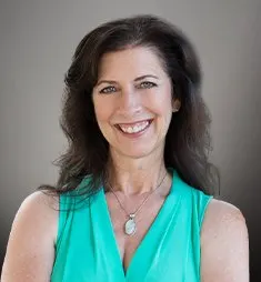 Tracy Dennett, real estate agent in Murrieta