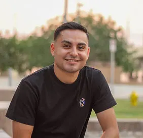 Gerardo Hernandez, real estate agent in Hesperia