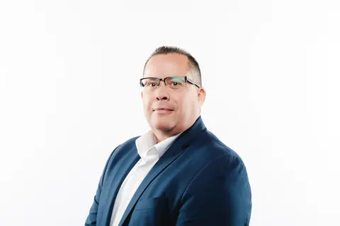 Saul Valderrama, real estate agent in San Bernardino
