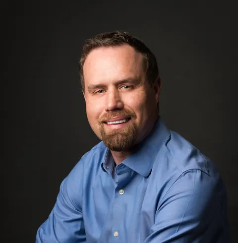 Andy Garcia, real estate agent in Fontana