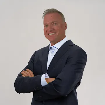 Percy Segura, real estate agent in Chino Hills