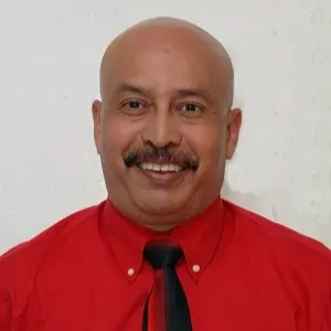 Sal Arrivillaga, real estate agent in Long Beach