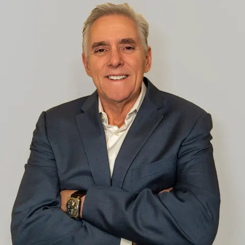 Roger Felix, real estate agent in Rialto