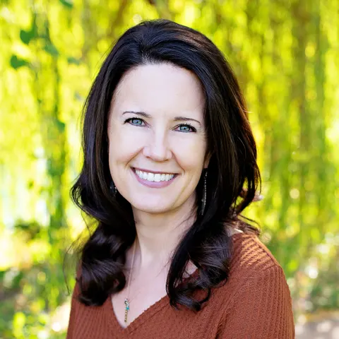 Jennifer Serna, real estate agent in Chico