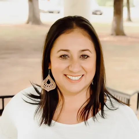 Micaela Alva, real estate agent in Orland