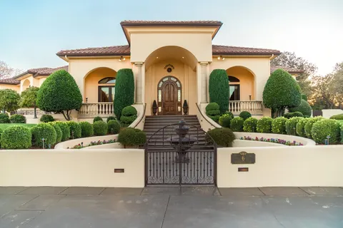 Jennifer Hughes, real estate agent in Chico