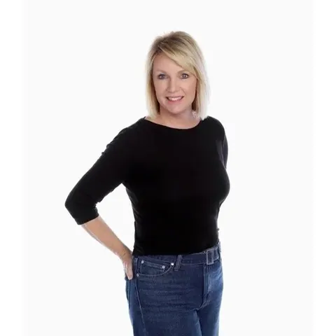 Jill Simas, real estate agent in Chico