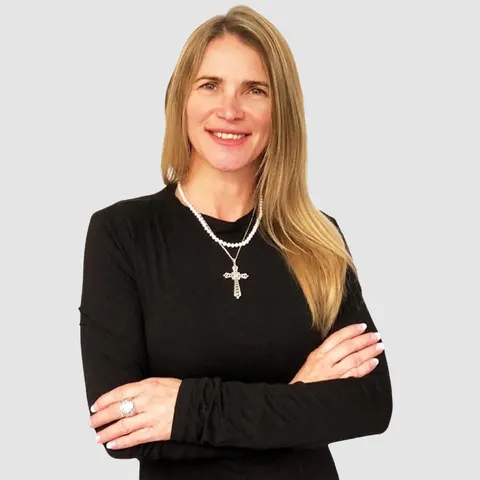 Lenita Ramos, real estate agent in Montague