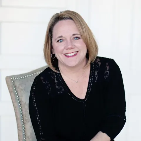 Wren Jones, real estate agent in Chico