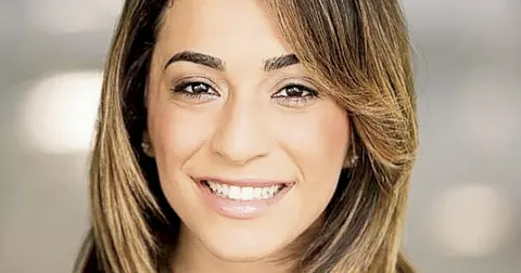 Talien Barsamian, real estate agent in Glendale
