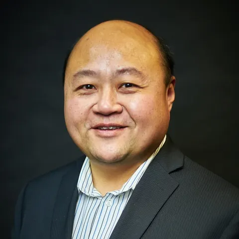 Wei Chang, real estate agent in Oceanside