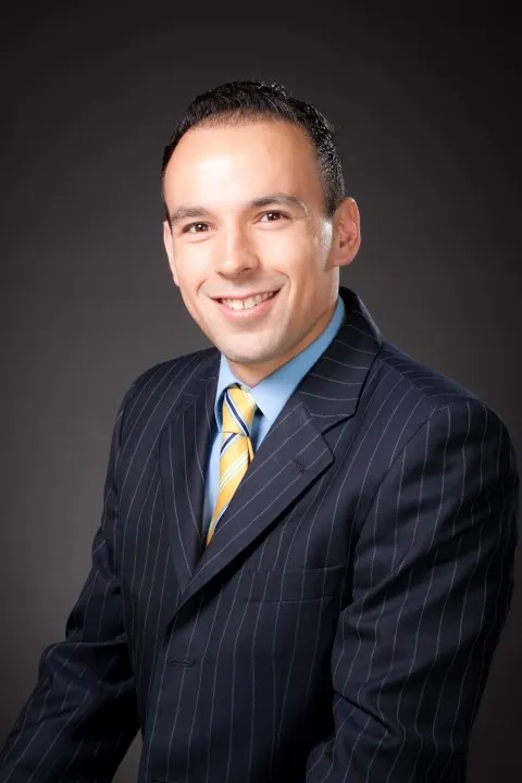Fabian Miranda, real estate agent in Apple Valley
