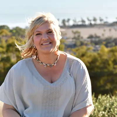 Nicolle Davis, real estate agent in Hesperia