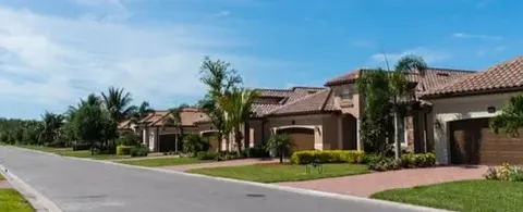 Lorna Busante, real estate agent in Ontario