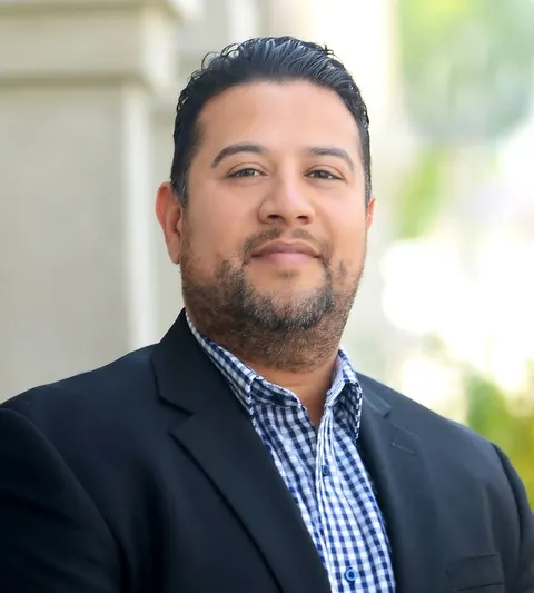 Edgar Salcedo, real estate agent in Covina