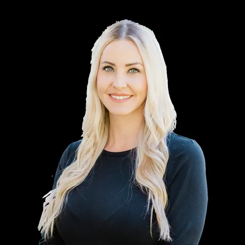 Stacey Brown, real estate agent in Glendora