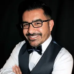 Juan Moya Pena, real estate agent in Highland