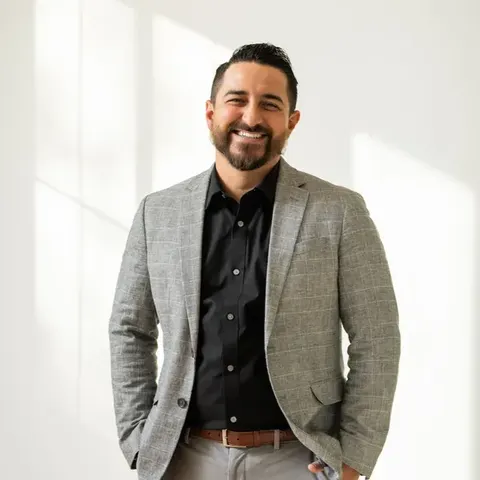 Andres Valdes, real estate agent in Diamond Bar