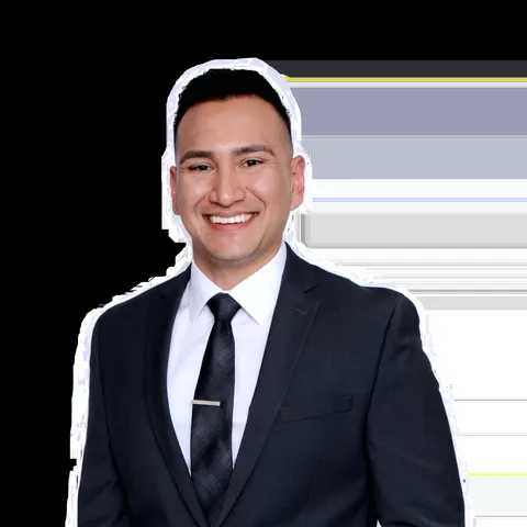 Lucas Chavez, real estate agent in Covina