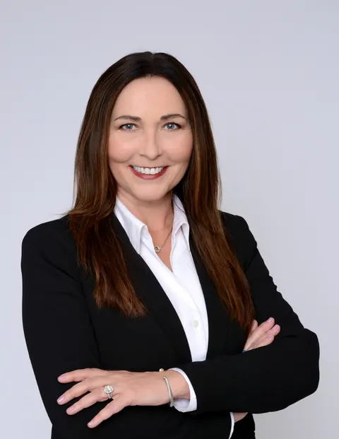 Alena Chovanova, real estate agent in Bellflower