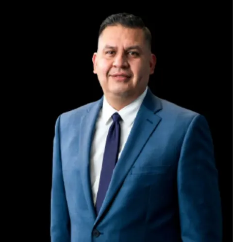 Isaac Valdovinos, real estate agent in Carson