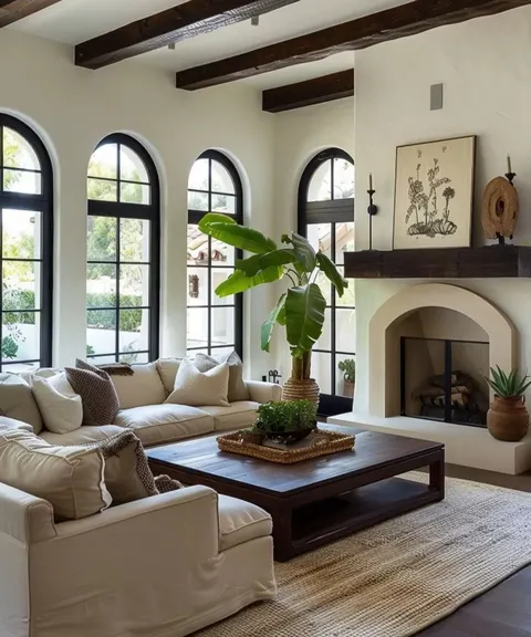 Hugo Rojas, real estate agent in Desert Hot Springs