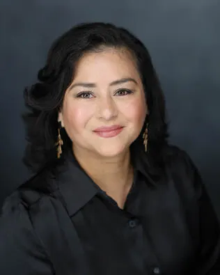 Maria Morones, real estate agent in Long Beach