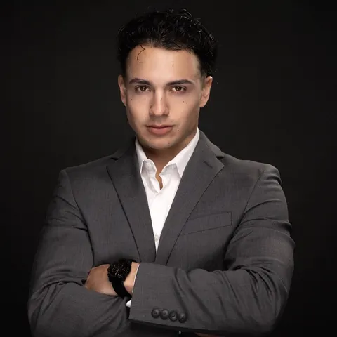 Sebastian Street, real estate agent in Chino