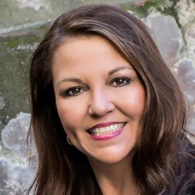 Anna Dickinson, real estate agent in Mission Viejo