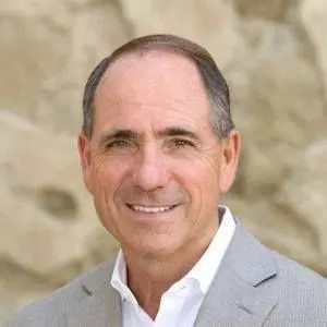 Jerry Lamott, real estate agent in Laguna Hills
