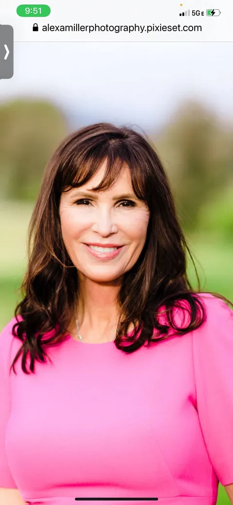 Robyn Robinson, real estate agent in San Juan Capistrano