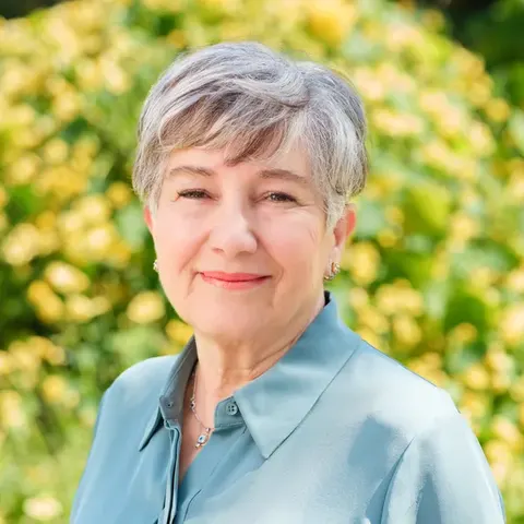 Soosan Robinett, real estate agent in San Juan Capistrano