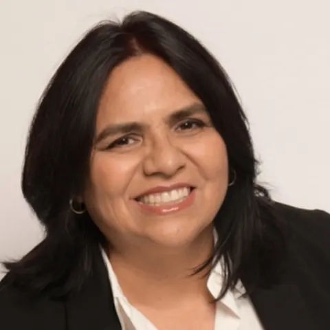 Angelica Calderon, real estate agent in Baldwin Park