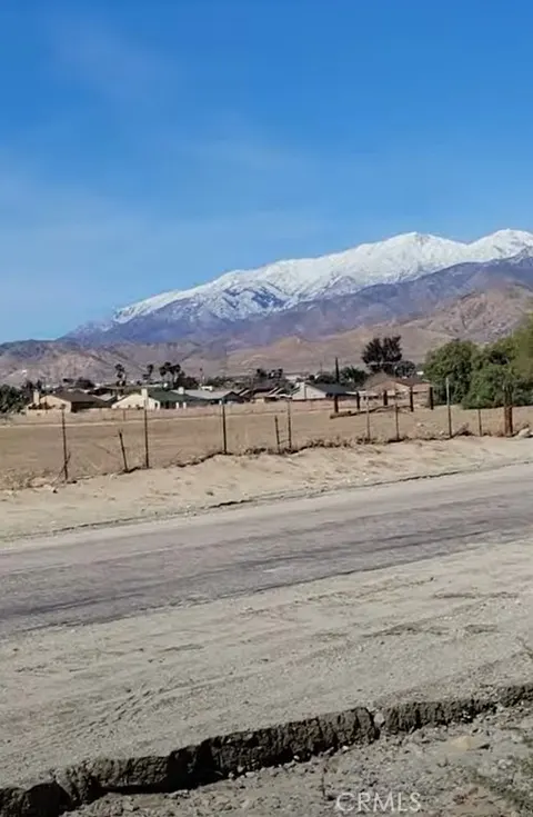 Martha Calderon, real estate agent in Cabazon
