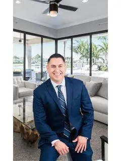 Jesus Estrada, real estate agent in Los Angeles